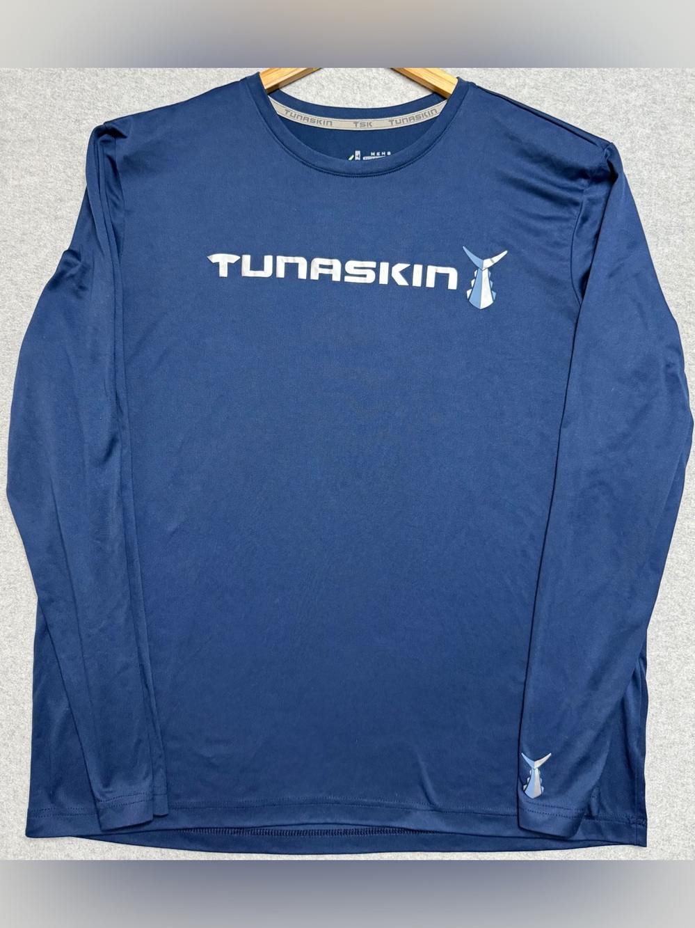 Tunaskin Echo Performance Shirt Mens XL Navy UPF 35 Fishing Long Sleeve